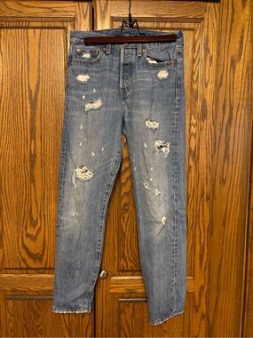 Women's Levi’s Slim Straight Ripped Jeans - Light Blue
